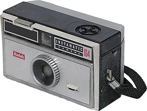 Фотоаппарат "Kodak Instamatic 104" (арт.003) ― STARINISM.RU