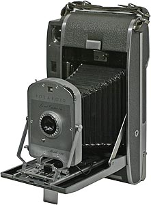 Фотоаппарат "Polaroid Land model 150" (арт.027) ― STARINISM.RU
