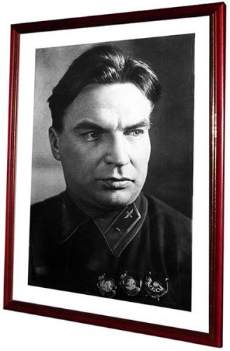 В.П. Чкалов / официальный портрет (арт.2401) ― STARINISM.RU